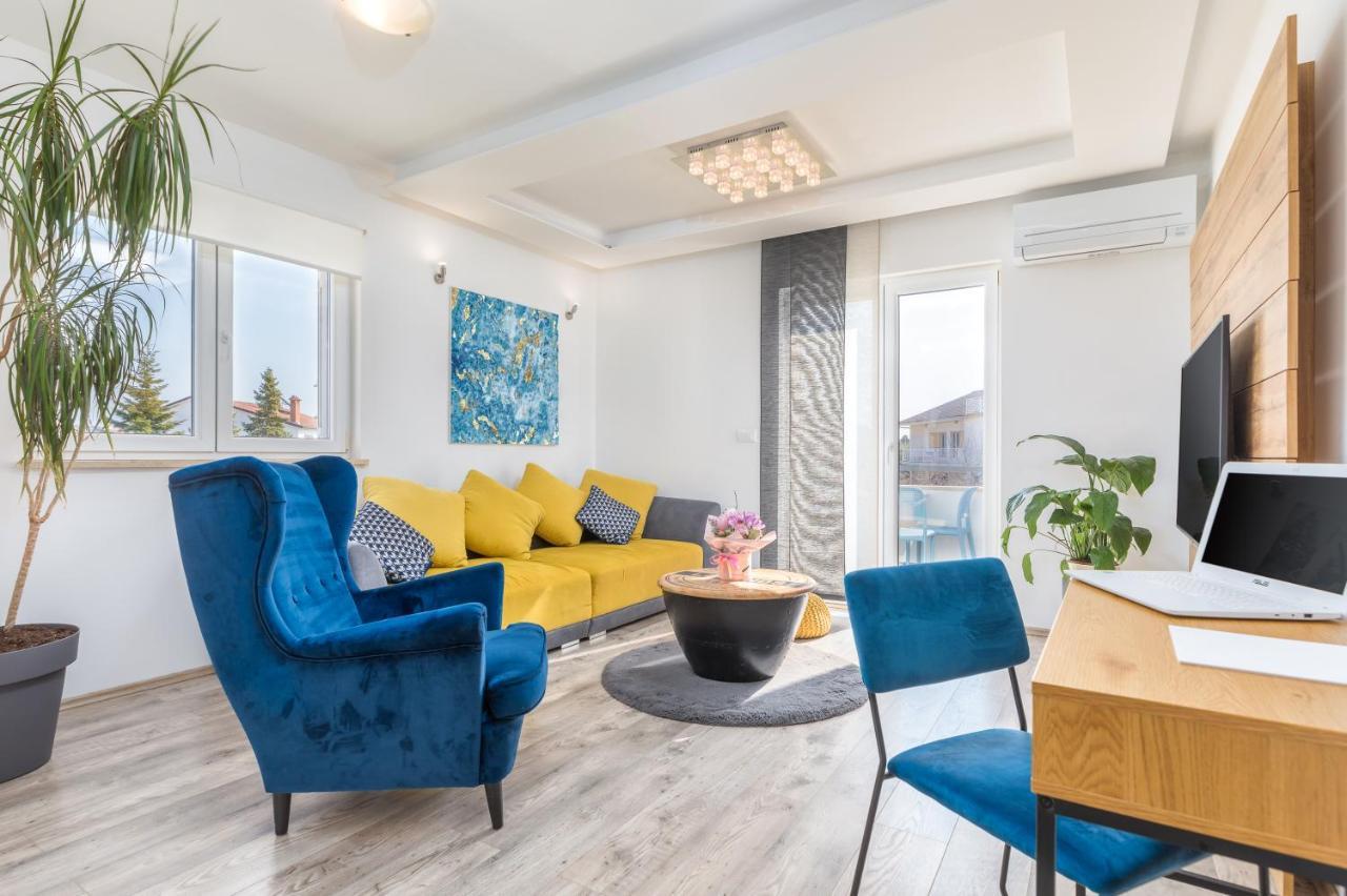Apartman Nina 파자나 외부 사진